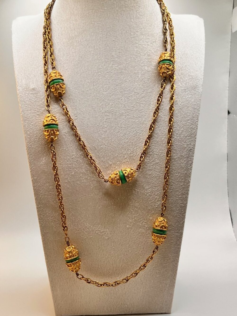 Vintage Crown Trifari Double Gold Tone Chain Faux Jade Station Necklace 30 in